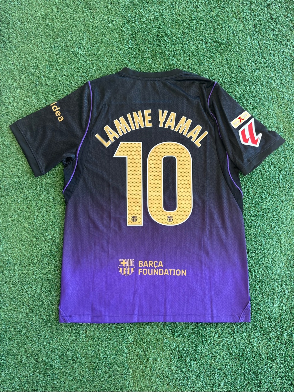 Lamine Yamal FC Barcelona 2026-27 Away Jersey — Size S-XXL
